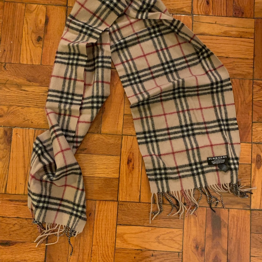 Burberry classic vintage check cashmere scarf